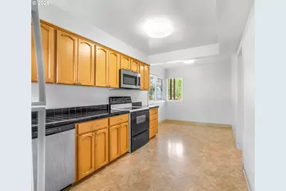 2040 N Rosa Parks Way, Portland, OR 97217 - Photo 6