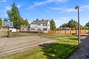 357 NW 170th Dr, Beaverton, OR 97006 - Photo 38