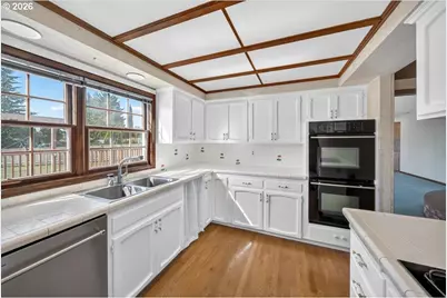 357 NW 170th Dr, Beaverton, OR 97006 - Photo 8