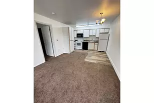 10345 NE Clackamas St, Portland, OR 97220 - Photo 2