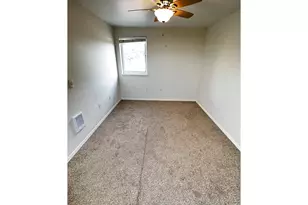 10345 NE Clackamas St, Portland, OR 97220 - Photo 4