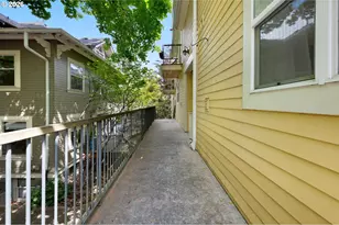 2372 NW Glisan St, Portland, OR 97210 - Photo 6