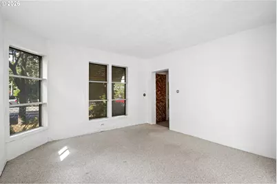 9112 N Portsmouth Ave, Portland, OR 97203 - Photo 8