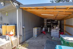 2813 NE Roberts Ln, Newberg, OR 97132 - Photo 30