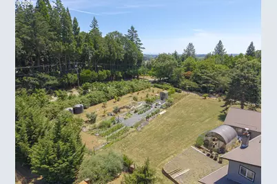 2813 NE Roberts Ln, Newberg, OR 97132 - Photo 4