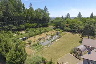2813 NE Roberts Ln, Newberg, OR 97132 - Photo 4