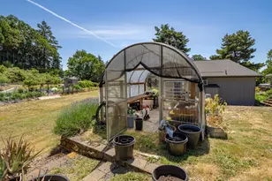 2813 NE Roberts Ln, Newberg, OR 97132 - Photo 34