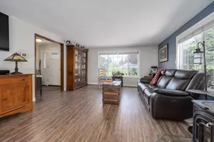 2813 NE Roberts Ln, Newberg, OR 97132 - Photo 10