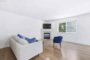 8065 SW Carol Ann Ct, Portland, OR 97224 - Photo 8