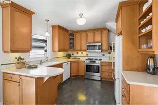 1403 SE Rex St, Portland, OR 97202 - Photo 14