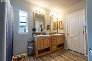 5270 Crystal St, Salem, OR 97305 - Photo 14