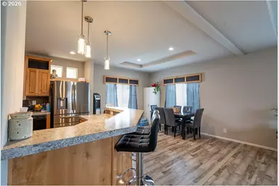 5270 Crystal St, Salem, OR 97305 - Photo 6