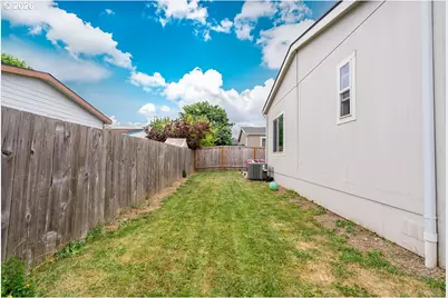 5270 Crystal St, Salem, OR 97305 - Photo 24