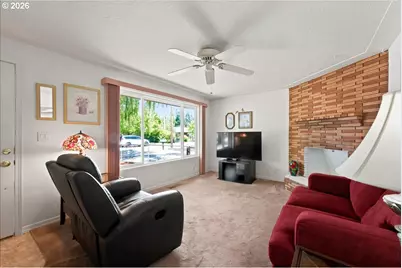 1222 NE Leo St, Keizer, OR 97303 - Photo 6