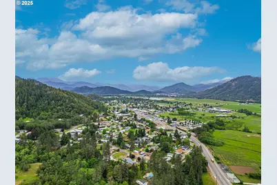 115 Duane Ct, Myrtle Creek, OR 97457 - Photo 44