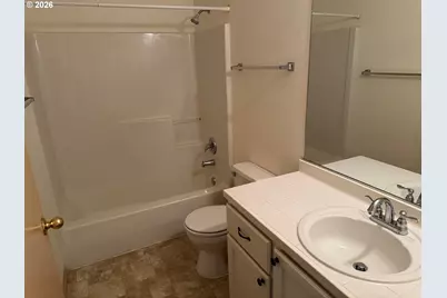 2713 SW Hume Ct, Portland, OR 97219 - Photo 26