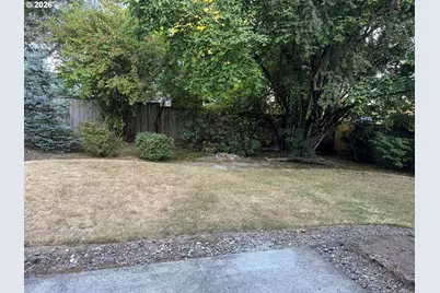 2713 SW Hume Ct, Portland, OR 97219 - Photo 30