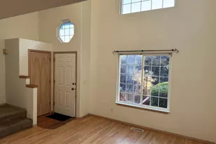 2713 SW Hume Ct, Portland, OR 97219 - Photo 6
