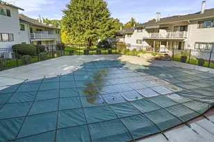 14850 NE Rose Pkwy, Portland, OR 97230 - Photo 28