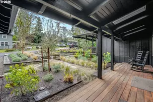 1227 Ash St, Lake Oswego, OR 97034 - Photo 4