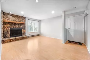 2330 SE Brookwood Ave, Hillsboro, OR 97123 - Photo 4