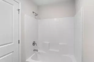 834 Floral Ct, The Dalles, OR 97058 - Photo 14