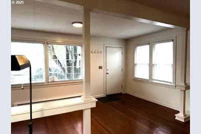 1740 W Broadway, Eugene, OR 97402 - Photo 12