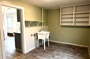 1740 W Broadway, Eugene, OR 97402 - Photo 22