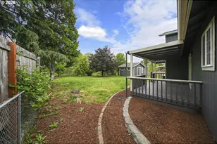 2570 Clay Ct, Albany, OR 97322 - Photo 12