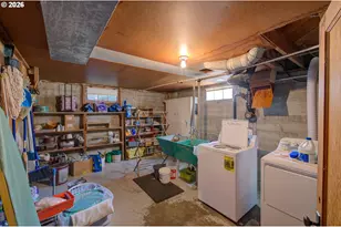 3647 Duane St, Astoria, OR 97103 - Photo 22