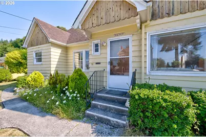 3647 Duane St, Astoria, OR 97103 - Photo 2