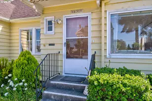 3647 Duane St, Astoria, OR 97103 - Photo 36
