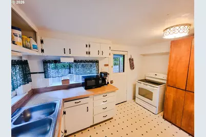 4502 NE 66th Ave, Vancouver, WA 98661 - Photo 6