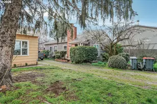 1212 Morrow Rd, Medford, OR 97504 - Photo 18