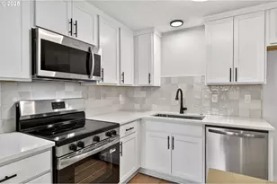 17745 Davis Dr, Sandy, OR 97055 - Photo 14