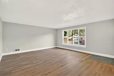 17745 Davis Dr, Sandy, OR 97055 - Photo 8