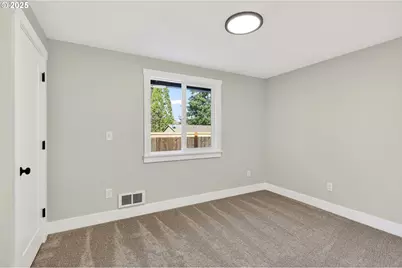 17745 Davis Dr, Sandy, OR 97055 - Photo 24