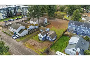 425 NE 146th Ave, Portland, OR 97230 - Photo 8