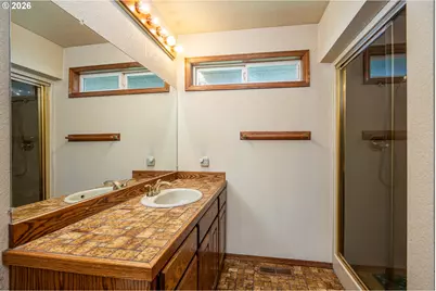 340 NE Vista Terrace Ave, Depoe Bay, OR 97341 - Photo 18