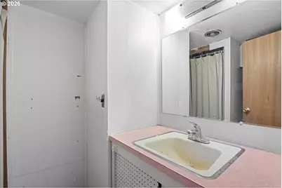 8335 NE Klickitat St, Portland, OR 97220 - Photo 20