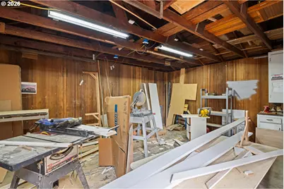 8335 NE Klickitat St, Portland, OR 97220 - Photo 28