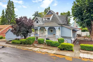501 E 9th St, The Dalles, OR 97058 - Photo 2