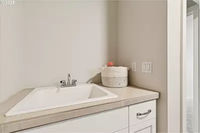 8549 SW 176th Ave, Beaverton, OR 97007 - Photo 30