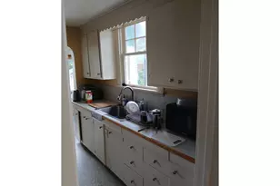 558 4th St, Astoria, OR 97103 - Photo 12