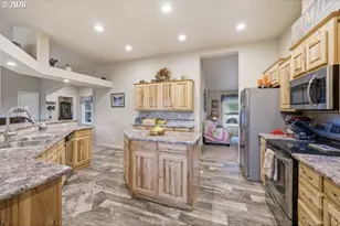 7910 SE Amity Rd, Amity, OR 97101 - Photo 12