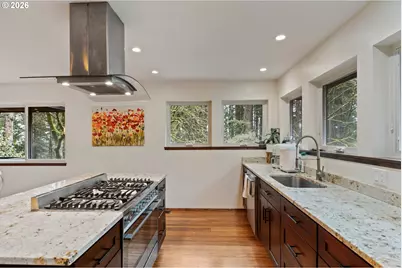 6415 SW Terwilliger Blvd, Portland, OR 97239 - Photo 10