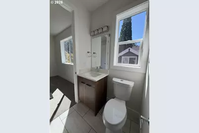 4582 SE Carlton, Portland, OR 97206 - Photo 4