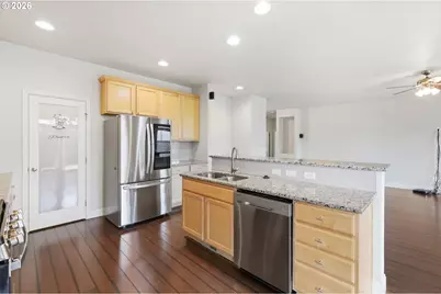 1190 Peascod Dr, Eugene, OR 97402 - Photo 14