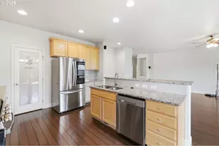 1190 Peascod Dr, Eugene, OR 97402 - Photo 14
