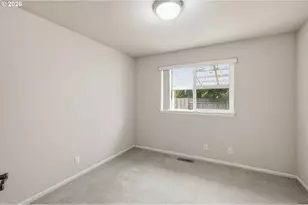 1348 Manzana St, Eugene, OR 97404 - Photo 16